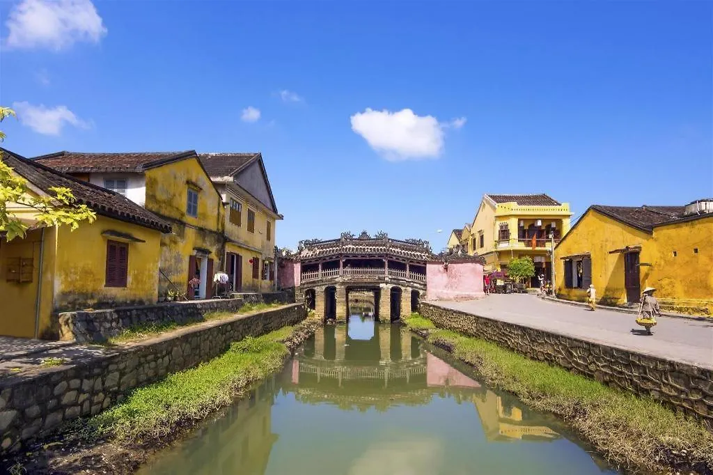 Vinh Hung 2 City Hotel Hoi An 2*,